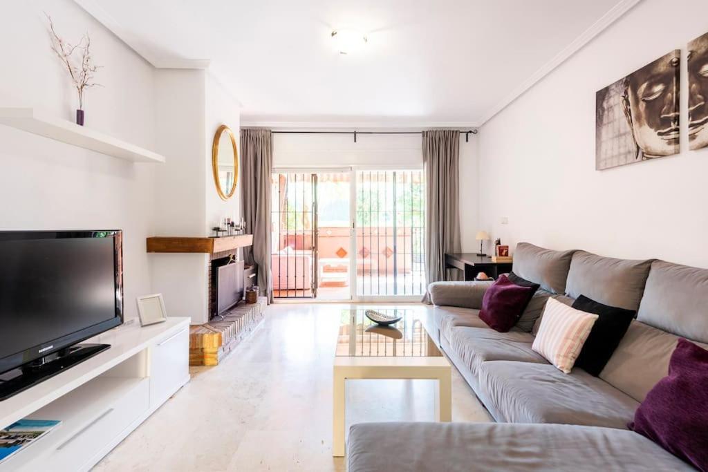 Apartamento En Marbella Guadalmina Primera Linea De Campo De Golf Los Cartujanos Exterior foto